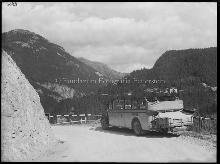 Postauto Scuol-Pfunds (Weinberg)