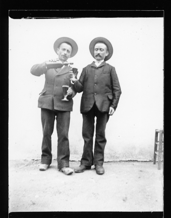 2 hommes