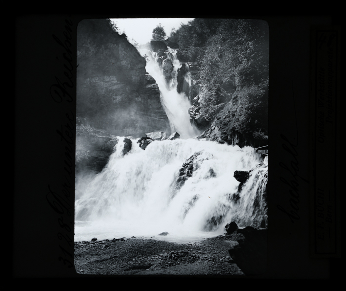 3128. Der untere Reichenbachfall