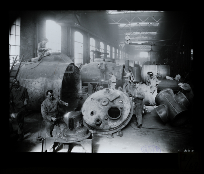 Sulzer Fertigungshalle