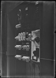 Straf- und Verwahrungsanstalt Thorberg, Krauchthal; Ansicht der neuen Elektroinstallationen, der Schrank mit Sicherungstableau mit Stromzähler