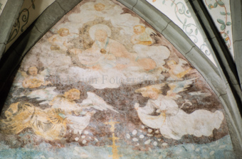 Wandmalereien an der Decke der Kirche, Gott mit Engeln