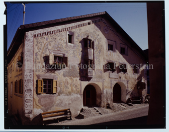 Bemalung Fassade, Adam und Eva