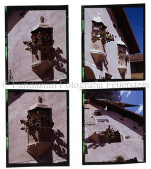 Aus der Serie: Scuol Sommer, Scuol engadiner Häuser / Erker / Fenster