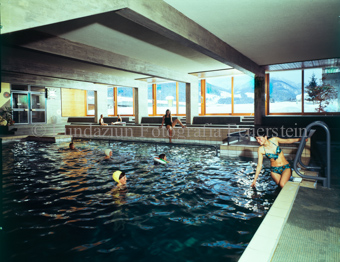 Hallenbad Scuol 1968