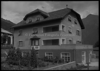 Einfamilienhaus, Vorder-, u. Rücksseite, Maier Ramosch