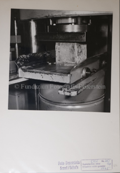 Betonlabor, Hydraulikpresse