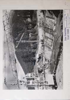 Baustelle, Kran, Fundament, Gruppe Bauarbeiter