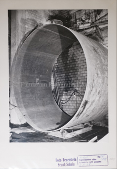 Röhre, Mauer, Bauarbeiter