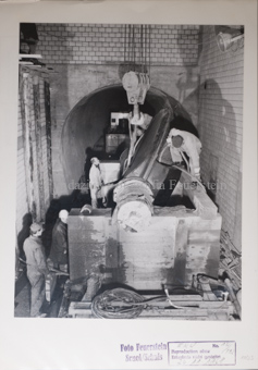 Druckschacht, Wagen, Ventil, Gruppe Bauarbeiter