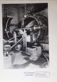 Druckstollen, Ventilinstallation, Bauarbeiter, Schweissen