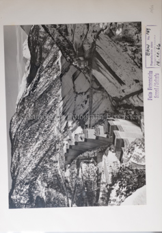 Staumauer, Baustelle, Kran, Brücke, Berglandschaft, Schnee