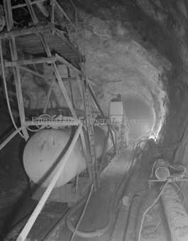 Via da S-charl, Druckstollen, Bergarbeiter, Gleise, Beton, Loren, Stahlgerüst