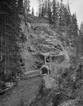 Via da S-charl, Wald, Hang, Fluss, Wassertunnel