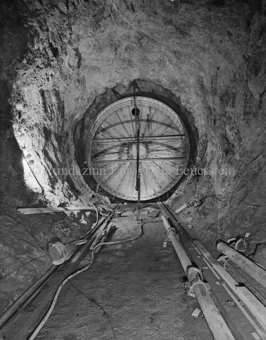 Ova Spin, Zuleitungskanal, Tunnelmaschine