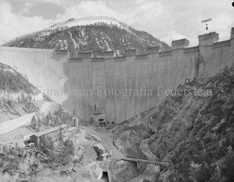Punt dal Gall, Staumauer, Baustelle, Kran, Berglandschaft