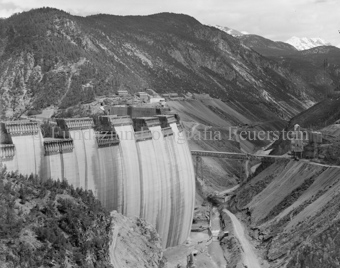 Punt dal Gall, Staumauer, Baustelle, Kran, Brücke, Berglandschaft