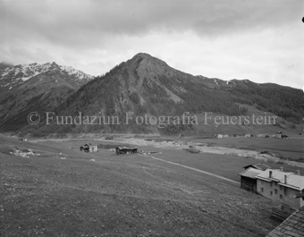 Punt dal Gall, Häuser, Berglandschaft