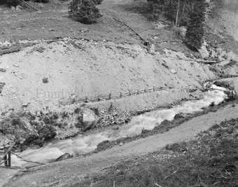 Val Sampuoir, Fluss, Wald, Brücke