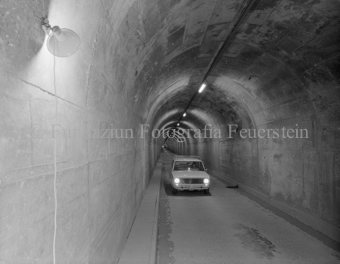 Punt dal Gall, Tunnel, Auto