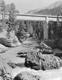 Via da S-charl, Berglandschaft, Bäume, Fluss, Brücke
