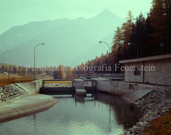 Berglandschaft, Fluss, Schleuse