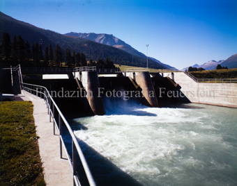 Via da S-charl, Elektrizitätswerk, Fluss, Berglandschaft