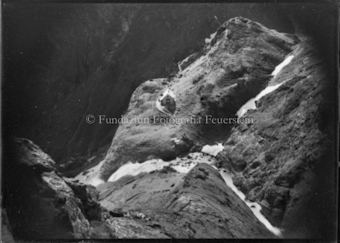 Berge, Haus, Gletscherwasser