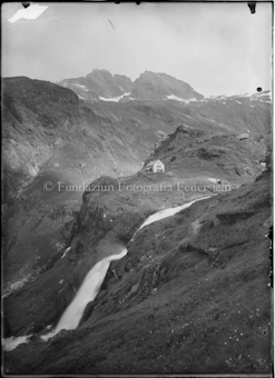 Berge, Haus, Gletscherwasser