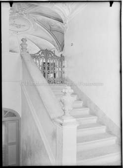 Treppe mit Giitter