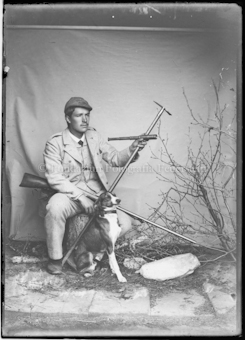 Jäger mit Jagdhund