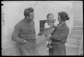 Domenic Feuerstein mit Frau und Kind