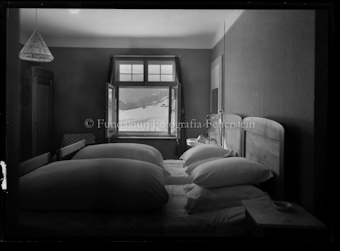 Innenaufnahme v. Zimmer Hotel Terminus