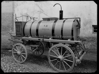Wagen der Fischzucht Zernez