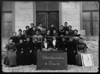 Gruppenfoto des Arbeitslehrerinnenkurses
