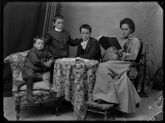 Diverse Porträts und Gruppenbilder