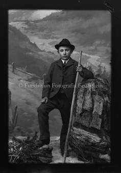 Diverse Porträts und Gruppenbilder