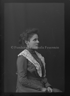 Diverse Porträts und Gruppenbilder