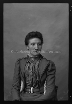 Diverse Porträts und Gruppenbilder