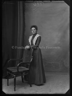 Diverse Porträts und Gruppenbilder