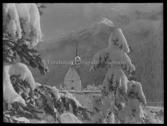 Kirche in Scuol