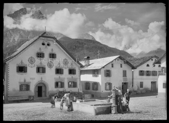 Dorfplatz in Scuol