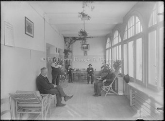 Patienten im Aufenthaltsraum