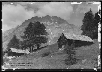 Hof Zuort Maiensäss Praschan mit Stammerspitze