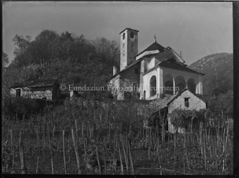 Blick auf Oratorium della Fraccia von Tenero