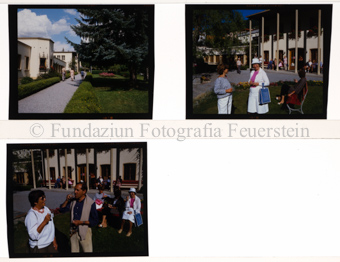 Aussenaufnahme Gebäude, Personen vor Fassade