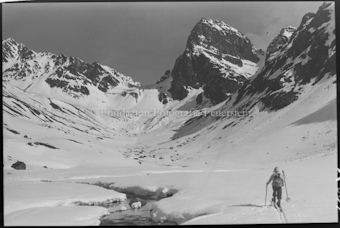Skitour Tuoi, Jamhütte