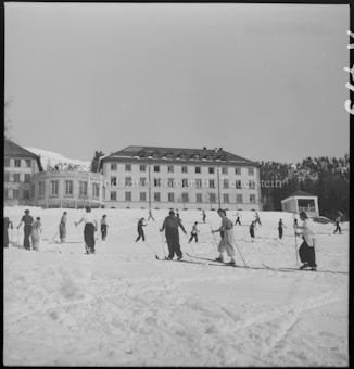 Institut mit Skibetrieb