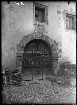 Alte Haustüre in Santa Maria