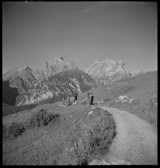 Wanderaufnahme auf dem Wege nach Ftan